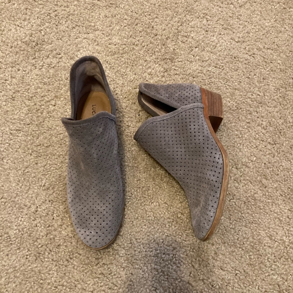 Lucky Brand Ankle Booties Size 7.5. - Picture 6 of 6